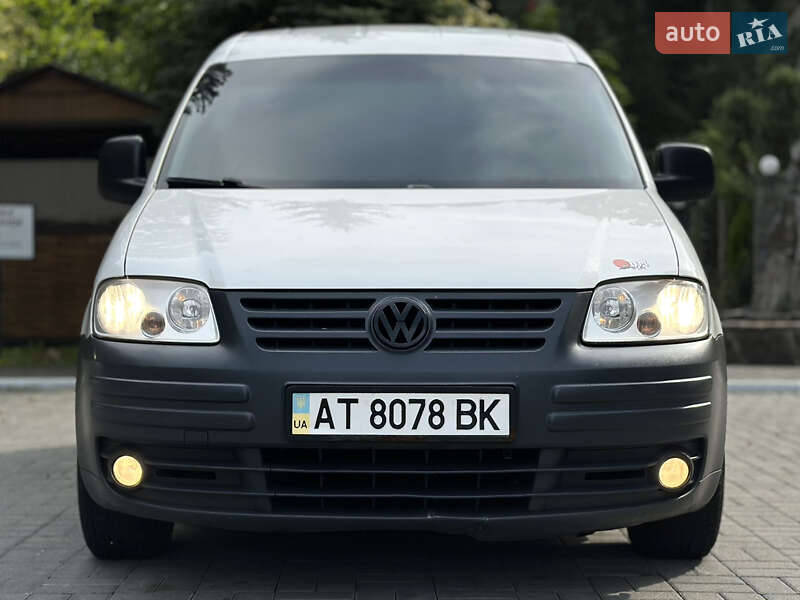 Минивэн Volkswagen Caddy 2008 в Дрогобыче