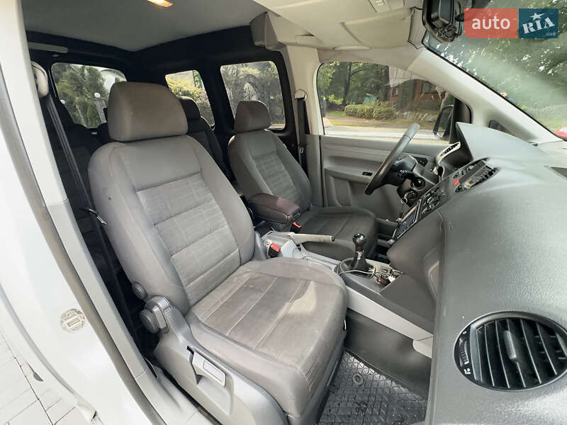 Минивэн Volkswagen Caddy 2008 в Дрогобыче