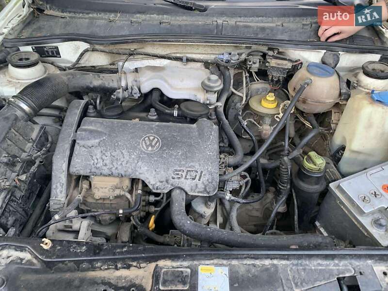Грузопассажирский фургон Volkswagen Caddy 2000 в Самборе