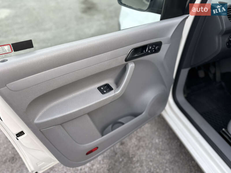 Минивэн Volkswagen Caddy 2008 в Белой Церкви