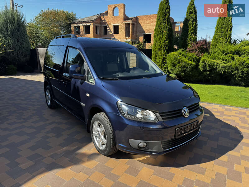 Минивэн Volkswagen Caddy 2014 в 