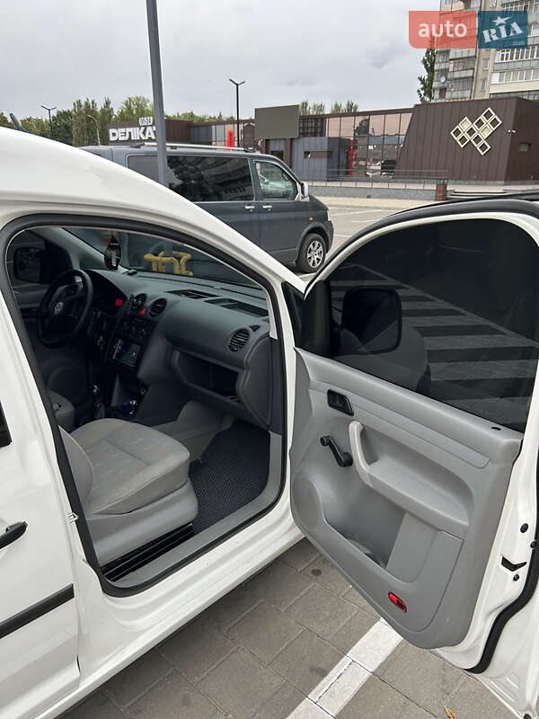 Мінівен Volkswagen Caddy 2005 в Черкасах