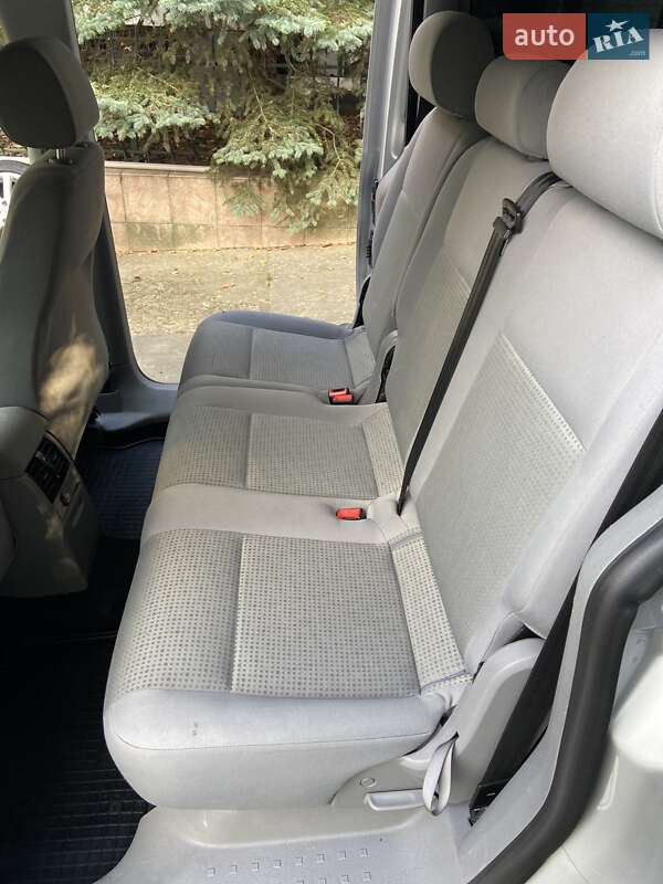 Минивэн Volkswagen Caddy 2008 в Киеве