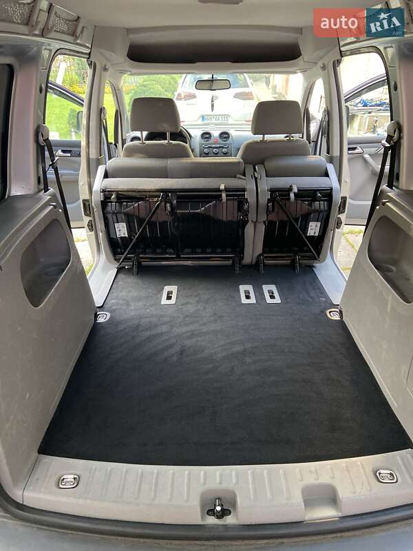 Минивэн Volkswagen Caddy 2008 в Киеве