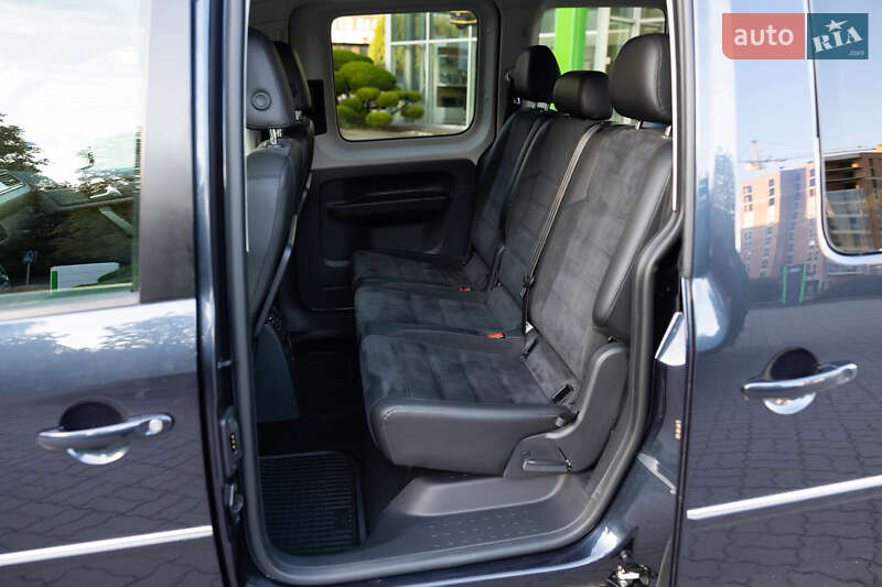 Минивэн Volkswagen Caddy 2016 в Луцке