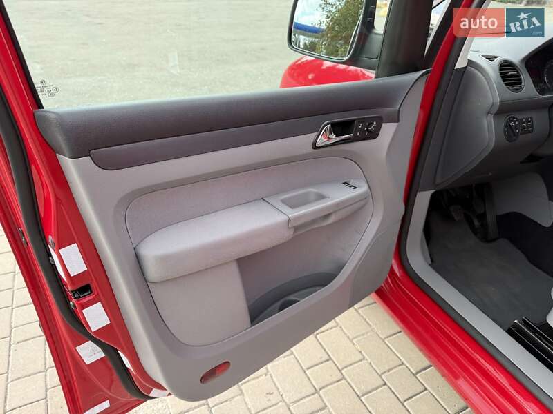 Мінівен Volkswagen Caddy 2009 в Хмельницькому