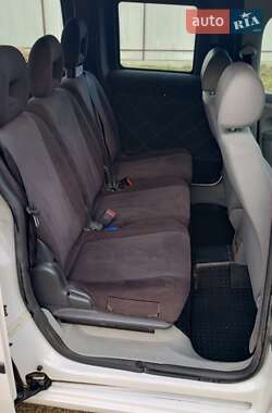 Минивэн Volkswagen Caddy 2007 в 