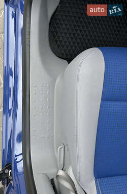 Минивэн Volkswagen Caddy 2009 в 