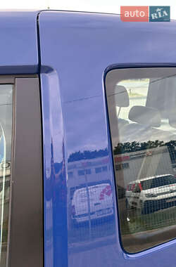 Минивэн Volkswagen Caddy 2009 в 