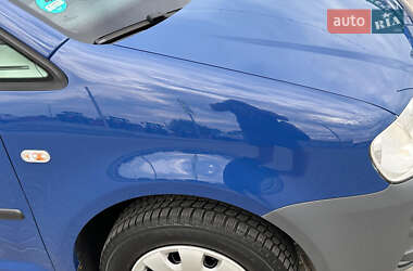 Минивэн Volkswagen Caddy 2009 в 