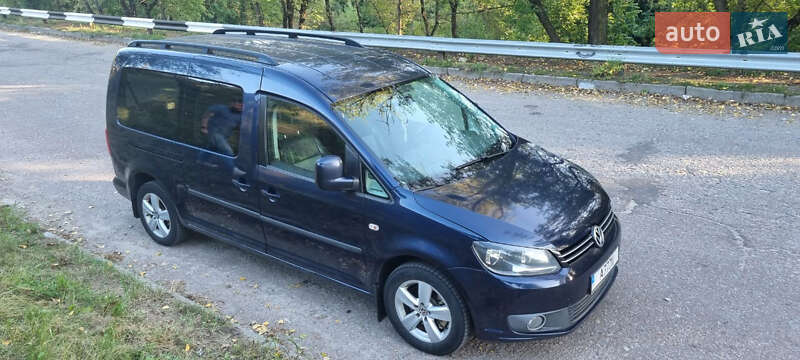 Минивэн Volkswagen Caddy 2012 в Житомире