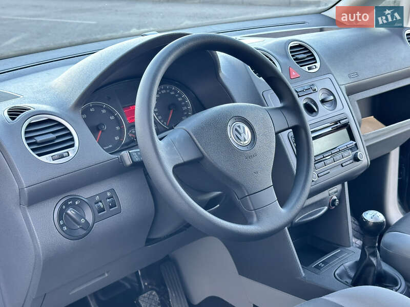 Минивэн Volkswagen Caddy 2008 в Виннице