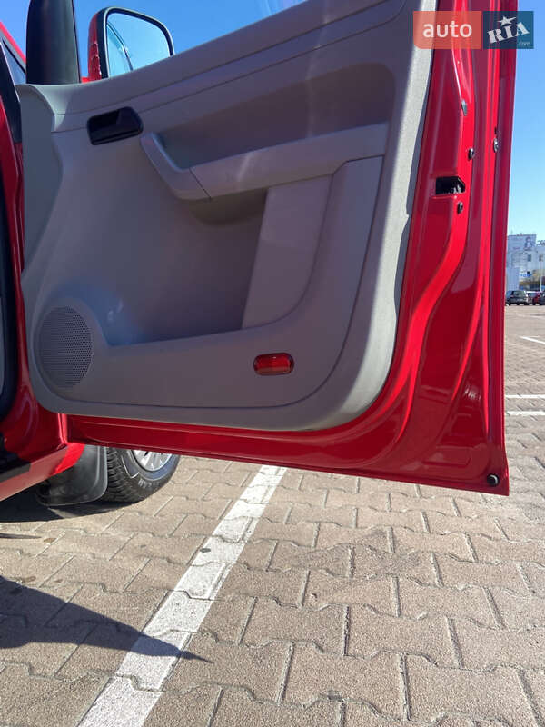 Минивэн Volkswagen Caddy 2007 в Житомире