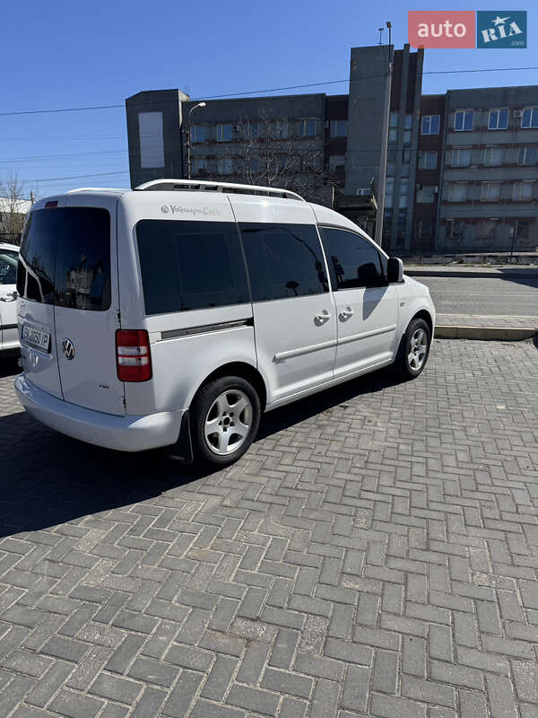 Минивэн Volkswagen Caddy 2011 в Ровно