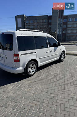 Минивэн Volkswagen Caddy 2011 в 
