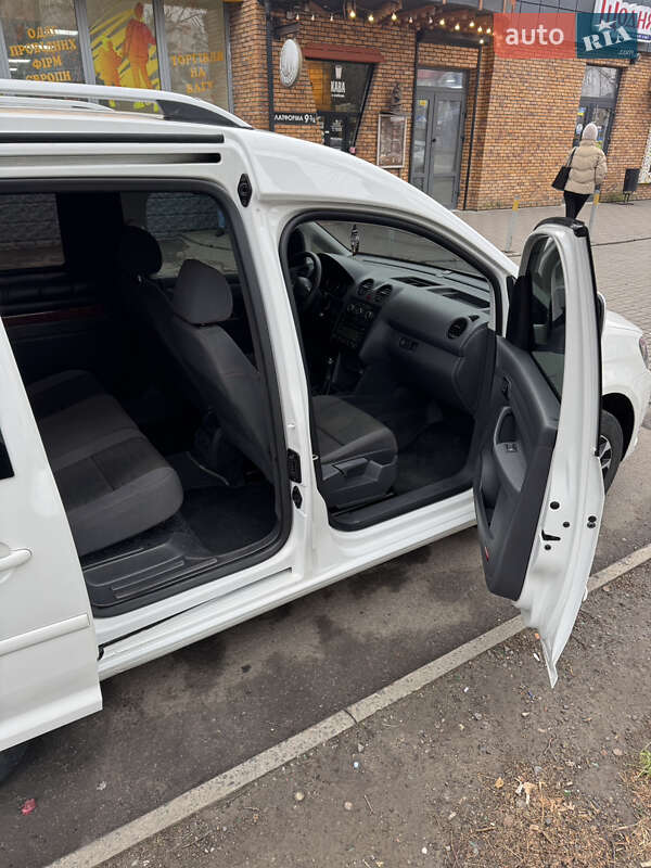 Минивэн Volkswagen Caddy 2011 в Ровно
