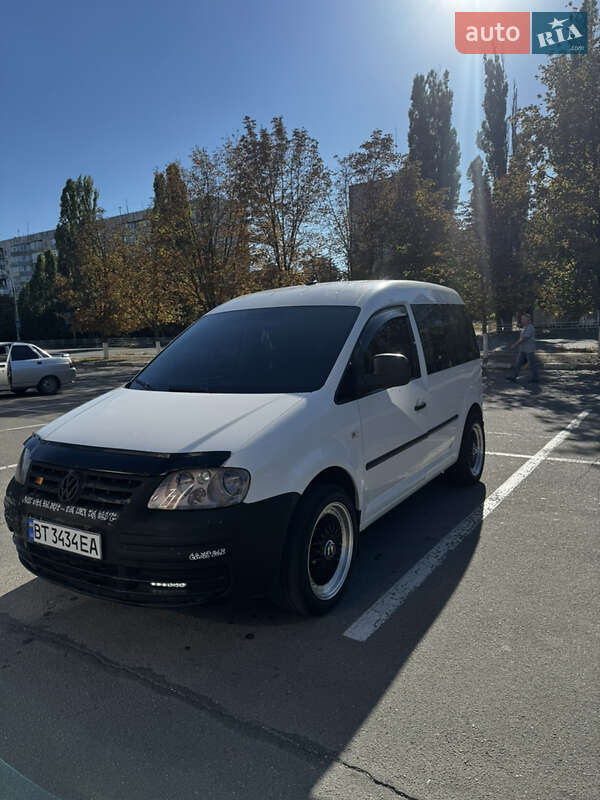 Минивэн Volkswagen Caddy 2008 в Херсоне