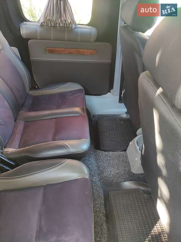 Минивэн Volkswagen Caddy 2010 в Виннице