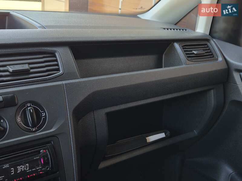 Минивэн Volkswagen Caddy 2017 в Бердичеве