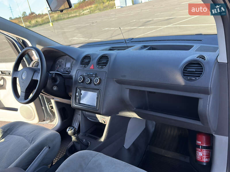 Минивэн Volkswagen Caddy 2008 в Ровно