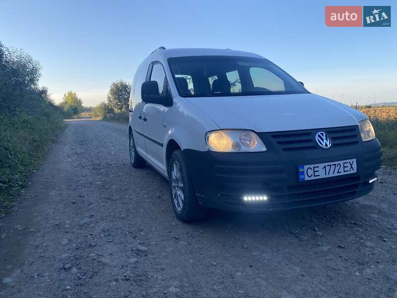 Минивэн Volkswagen Caddy 2006 в Вижнице