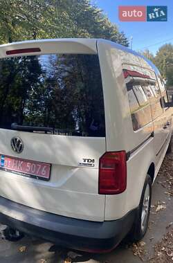 Минивэн Volkswagen Caddy 2015 в 