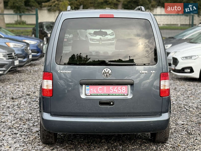 Минивэн Volkswagen Caddy 2010 в Виннице
