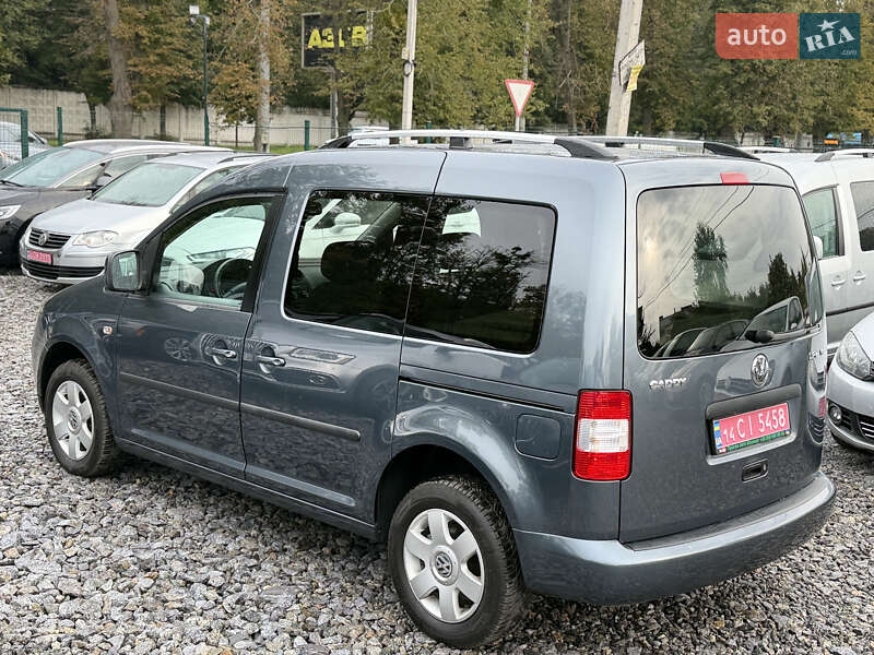 Минивэн Volkswagen Caddy 2010 в Виннице