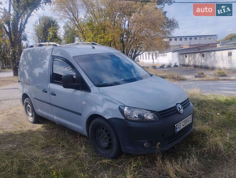 Вантажний фургон Volkswagen Caddy 2011 в Дніпрі