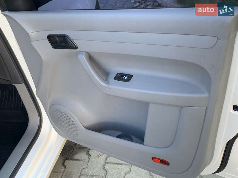 Минивэн Volkswagen Caddy 2006 в Хмельницком