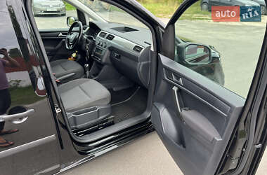 Минивэн Volkswagen Caddy 2016 в 