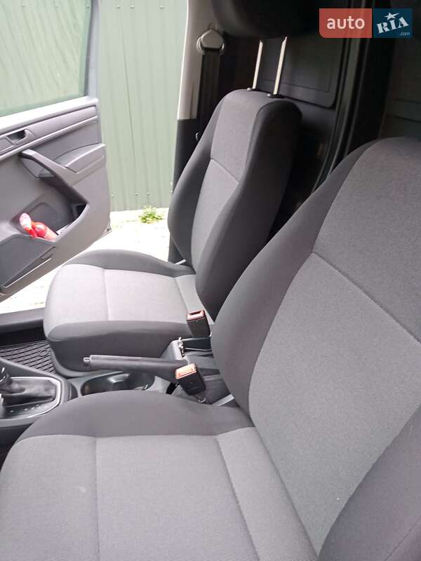 Грузовой фургон Volkswagen Caddy 2019 в Киеве