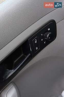 Минивэн Volkswagen Caddy 2009 в 