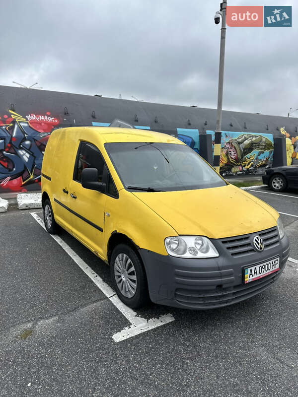 Вантажний фургон Volkswagen Caddy 2010 в Києві