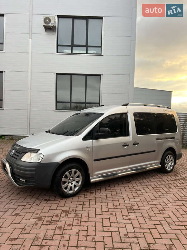 Минивэн Volkswagen Caddy 2009 в Ровно