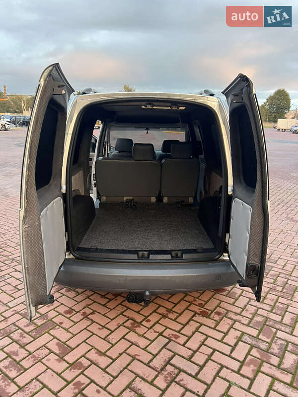 Минивэн Volkswagen Caddy 2009 в Ровно