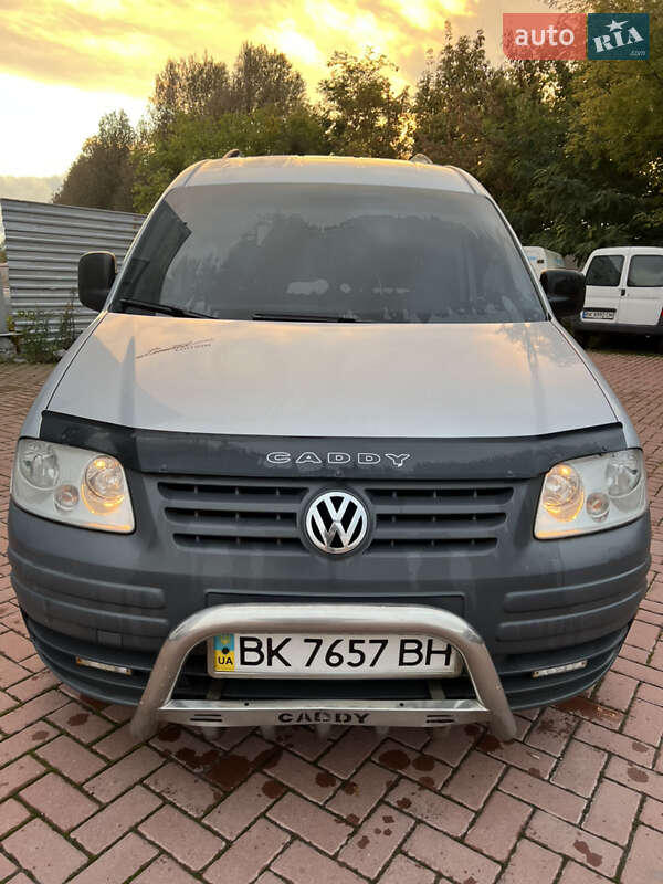 Минивэн Volkswagen Caddy 2009 в Ровно