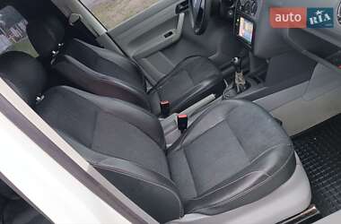Минивэн Volkswagen Caddy 2006 в 