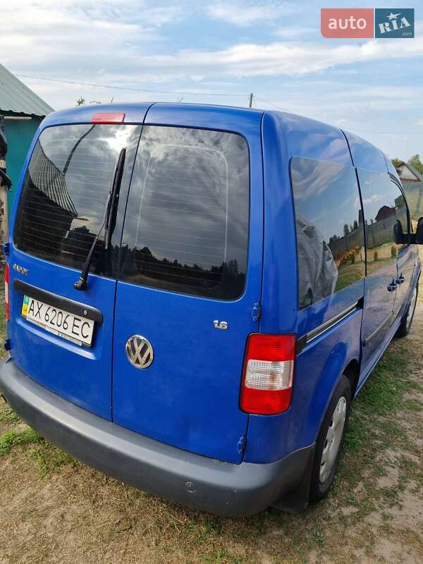 Минивэн Volkswagen Caddy 2008 в Десне