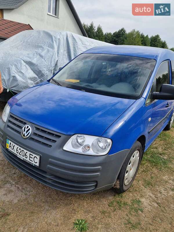 Минивэн Volkswagen Caddy 2008 в Десне