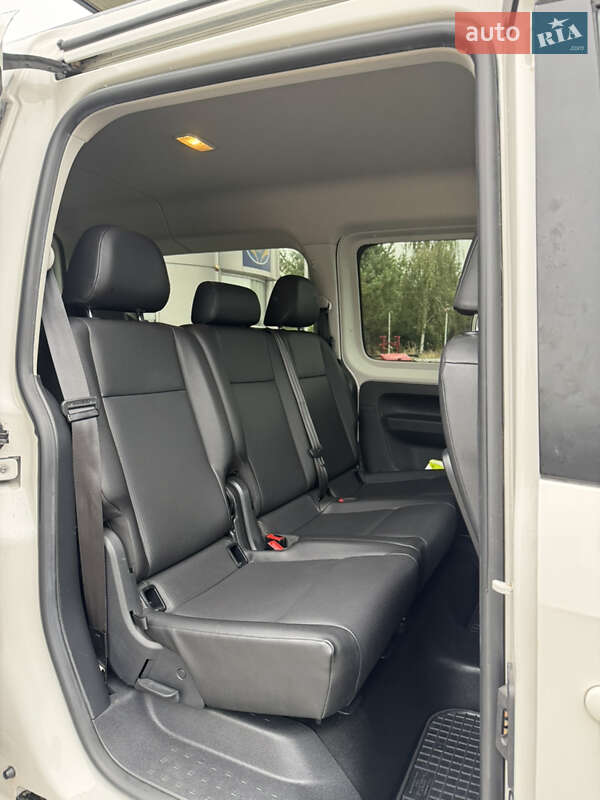 Минивэн Volkswagen Caddy 2016 в Львове