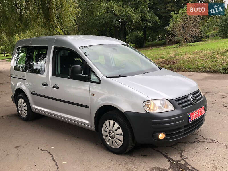 Минивэн Volkswagen Caddy 2010 в Ровно