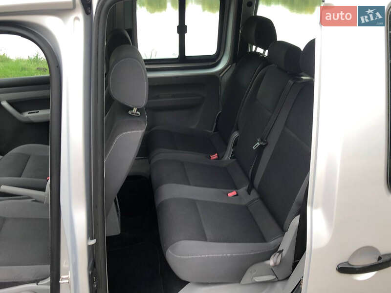 Минивэн Volkswagen Caddy 2010 в Ровно