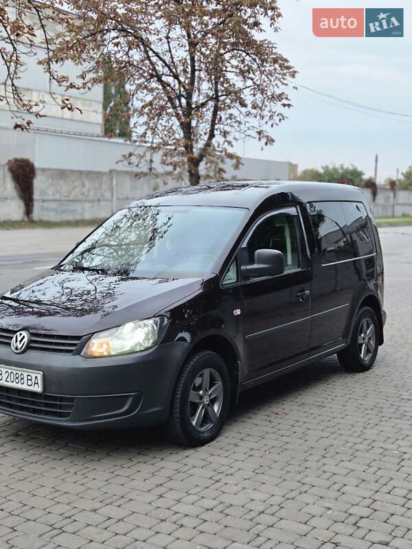 Минивэн Volkswagen Caddy 2012 в Киеве
