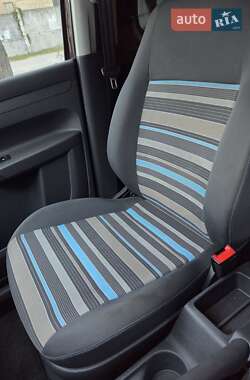 Минивэн Volkswagen Caddy 2012 в 