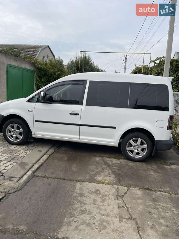 Минивэн Volkswagen Caddy 2008 в Раздельной