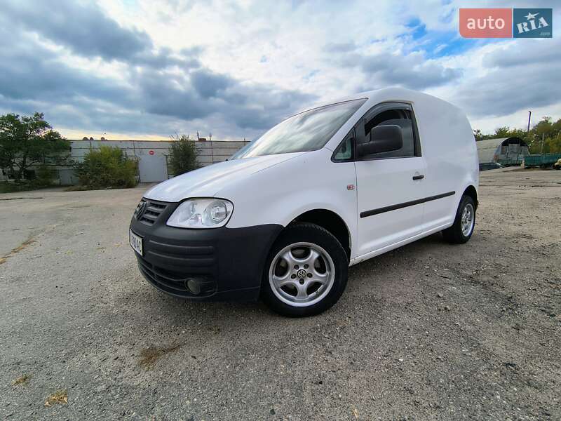 Вантажний фургон Volkswagen Caddy 2008 в Харкові