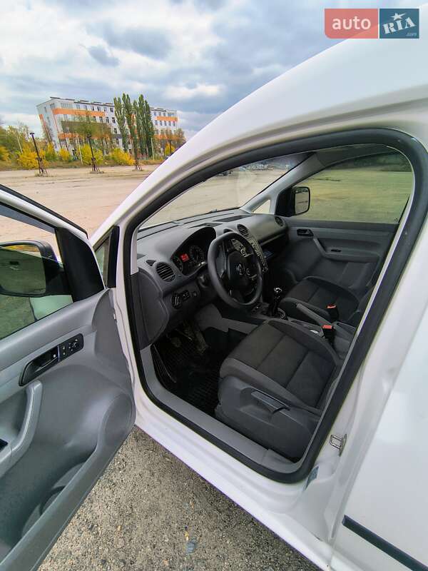 Вантажний фургон Volkswagen Caddy 2008 в Харкові