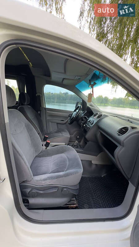 Минивэн Volkswagen Caddy 2006 в Ровно