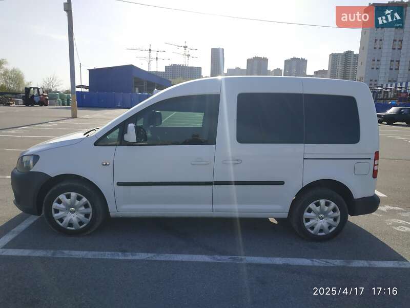 Минивэн Volkswagen Caddy 2010 в Чернигове